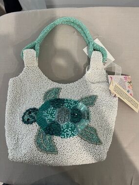 Beaded White & Teal Turtle Accent Handbag